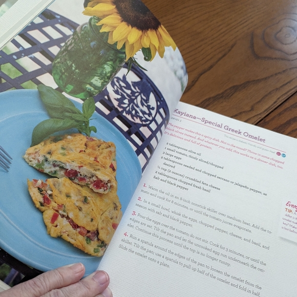 - The Every Girl's Guide to cooking. Maria Menounos. Health delicious reci… - Picture 5 of 9